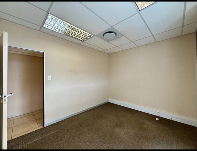 BUSINESS PROPERTY TO RENT IN BENDOR